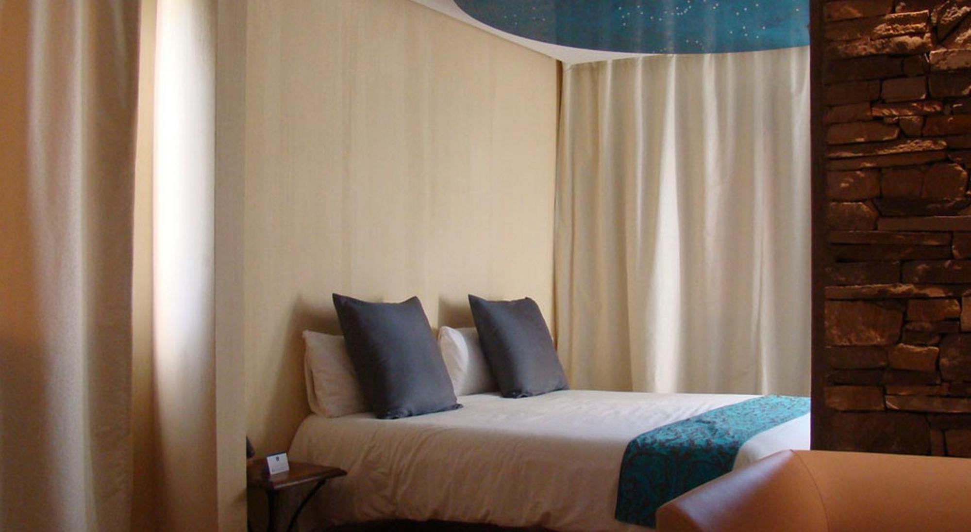 Logis Nimotel Hotel Cosy Nîmes Exterior foto