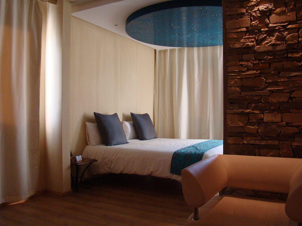 Logis Nimotel Hotel Cosy Nîmes Exterior foto